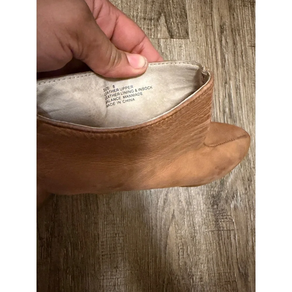Matiko Womens Tan Leather Platform Wedge Ankle Boots Camel Size 8 Rear Zip Boot